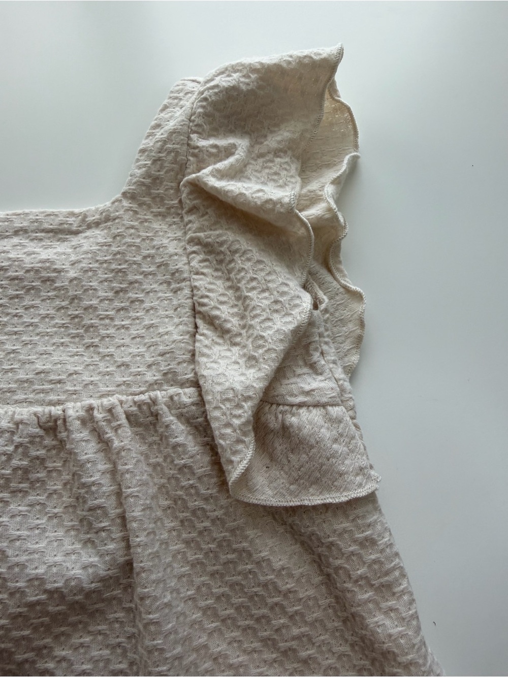 Girls Cream Ruffle Sleeve Top & Shorts Matching Set - Picture 3 of 8